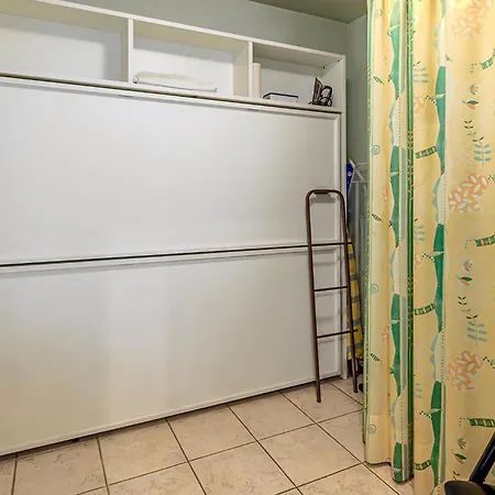 アパート Four Seasons 0204 G-16