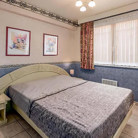 Four Seasons 0204 G-16 アパート ニーウポールト