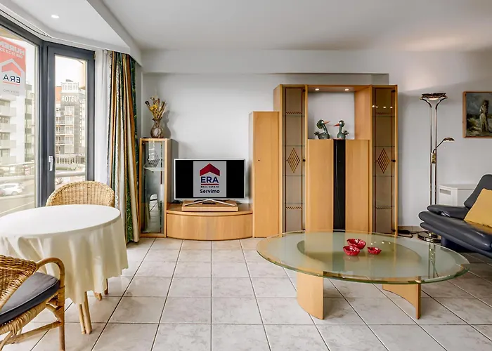 Four Seasons 0204 Met Garage